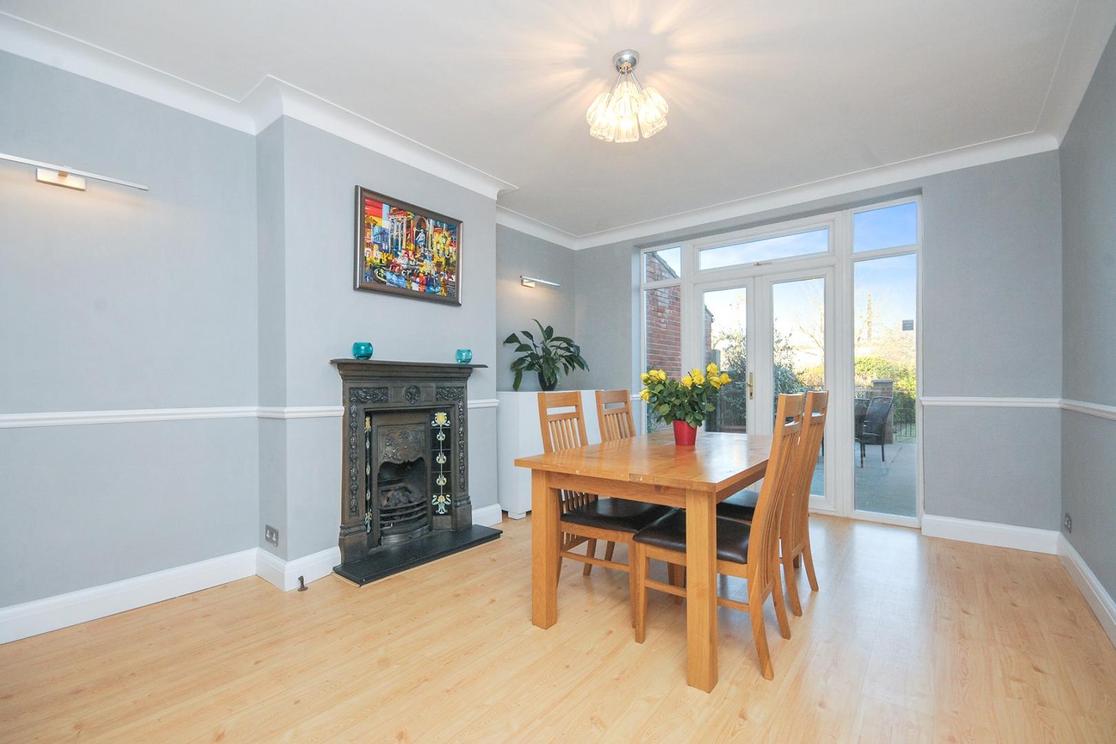 			NEW INSTRUCTION (Private Garden), 4 Bedroom, 1 bath, 1 reception House			 Ashfield Road , EAST ACTON
